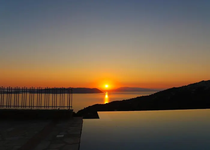 Rodon Luxury Villa *